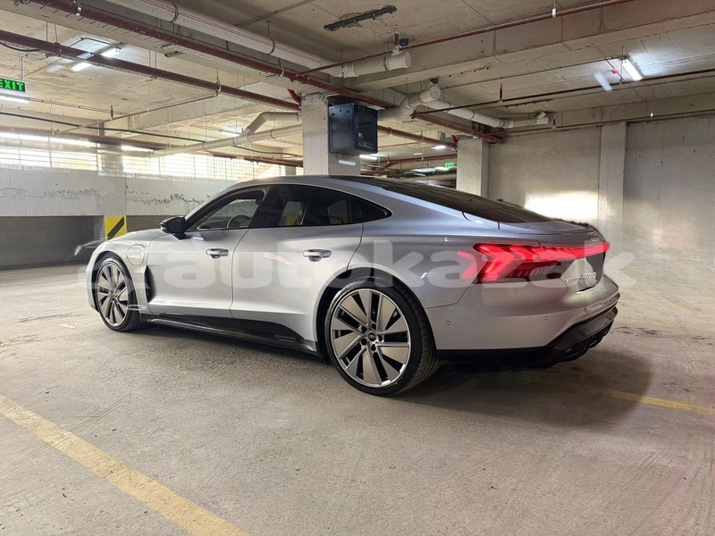 Big with watermark audi r8 taraz georgiyev 5524