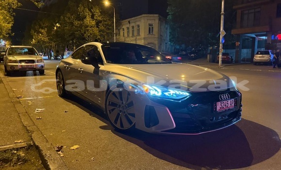 Buy Used Audi R8 Silver Car in Georgiyev in Taraz Buy Used Audi R8 Silver Car in Georgiyev in Taraz