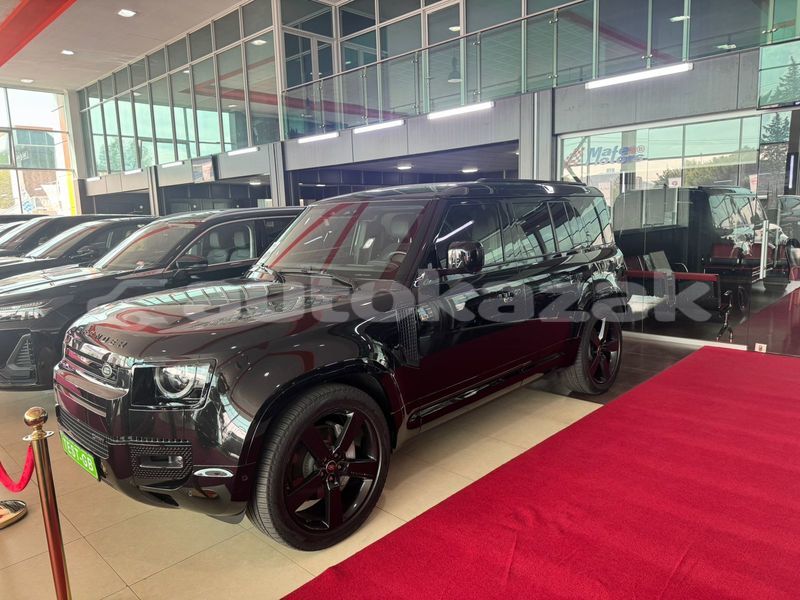 Big with watermark land rover defender taraz georgiyev 5534