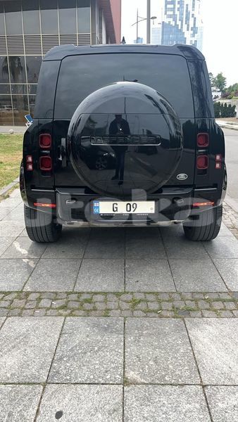 Big with watermark land rover defender taraz georgiyev 5534