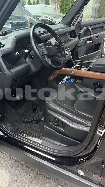 Big with watermark land rover defender taraz georgiyev 5534