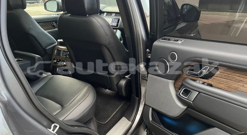 Big with watermark land rover range rover taraz georgiyev 5541