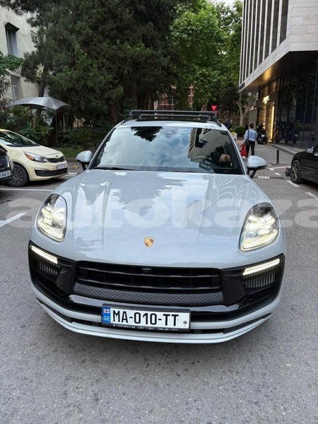 Big with watermark porsche macan taraz georgiyev 5544