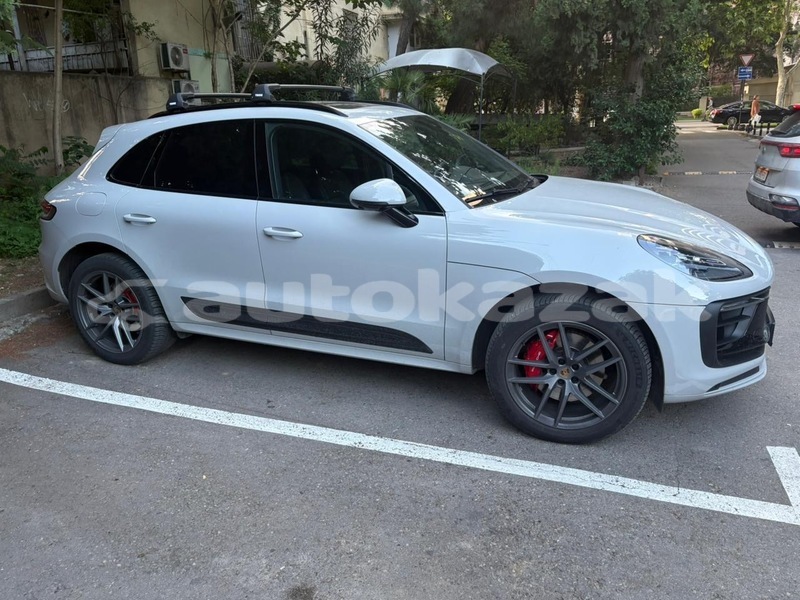 Big with watermark porsche macan taraz georgiyev 5544
