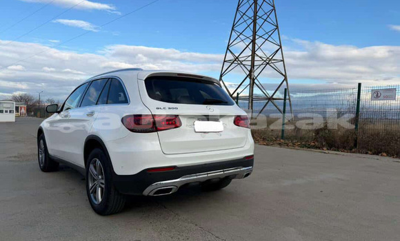 Buy Import Mercedes-Benz GLC White Car in Abay in Karagandi Buy Import Mercedes-Benz GLC White Car in Abay in Karagandi