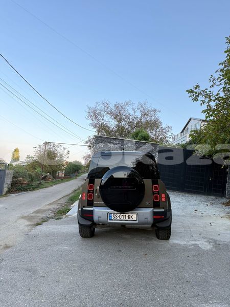 Big with watermark land rover defender taraz georgiyev 5555