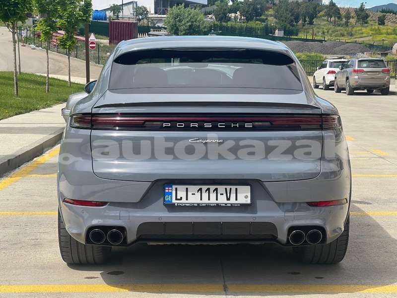 Big with watermark porsche cayenne taraz georgiyev 5556