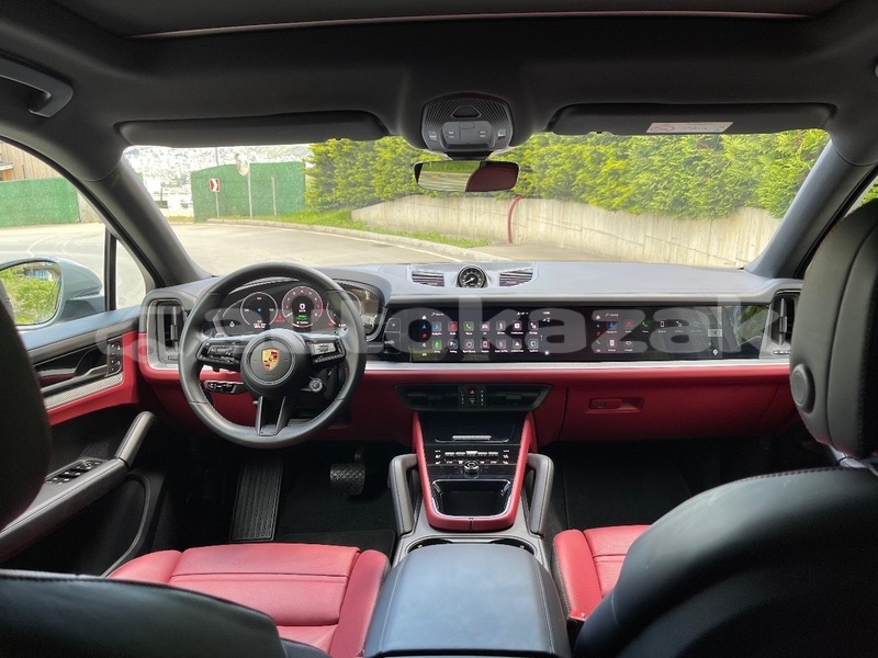 Big with watermark porsche cayenne taraz georgiyev 5556