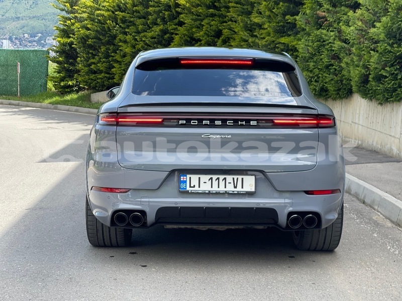 Big with watermark porsche cayenne taraz georgiyev 5556