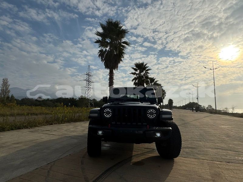 Big with watermark jeep wrangler taraz georgiyev 5562