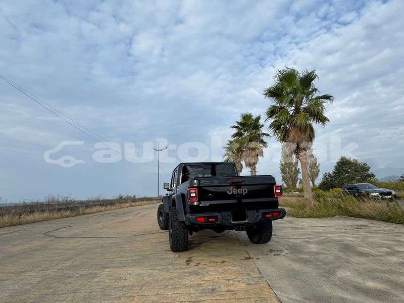 Big with watermark jeep wrangler taraz georgiyev 5562