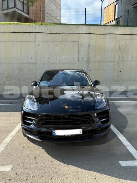 Big with watermark porsche macan taraz georgiyev 5583