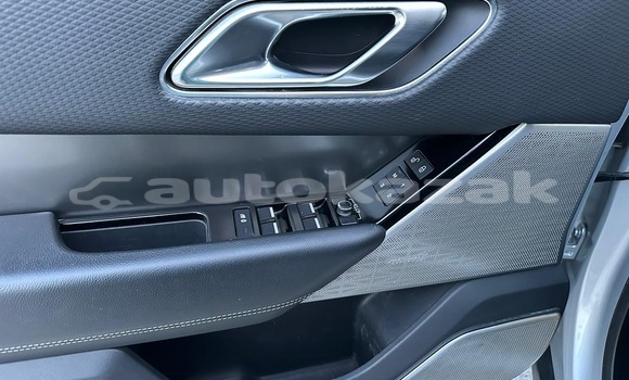 Buy Used Land Rover Range Rover Velar Silver Car in Georgiyev in Taraz Buy Used Land Rover Range Rover Velar Silver Car in Georgiyev in Taraz