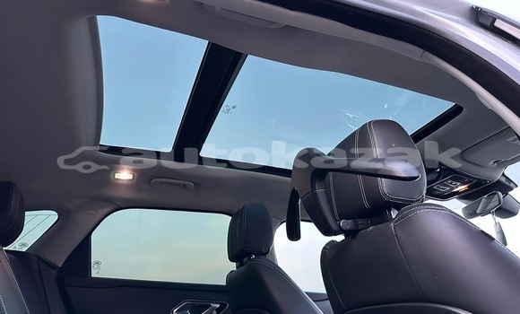 Buy Used Land Rover Range Rover Velar Silver Car in Georgiyev in Taraz Buy Used Land Rover Range Rover Velar Silver Car in Georgiyev in Taraz