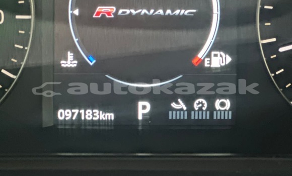 Buy Used Land Rover Range Rover Velar Silver Car in Georgiyev in Taraz Buy Used Land Rover Range Rover Velar Silver Car in Georgiyev in Taraz