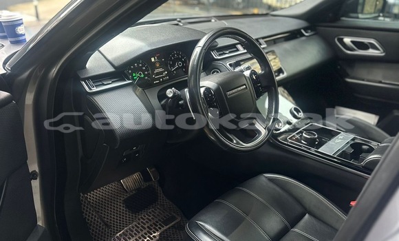 Buy Used Land Rover Range Rover Velar Silver Car in Georgiyev in Taraz Buy Used Land Rover Range Rover Velar Silver Car in Georgiyev in Taraz