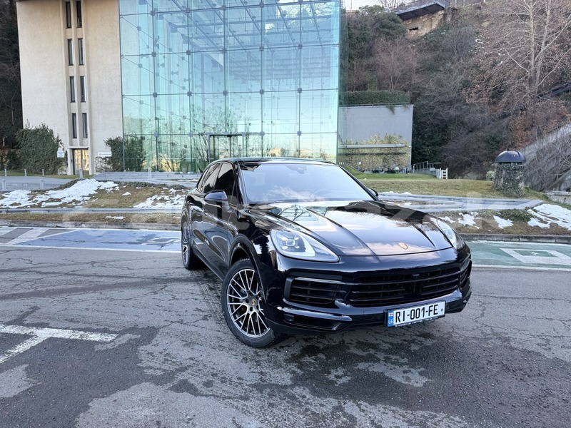 Big with watermark porsche cayenne taraz georgiyev 5591