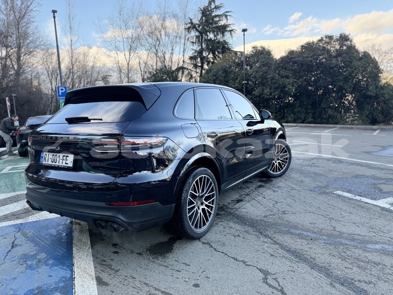 Big with watermark porsche cayenne taraz georgiyev 5591