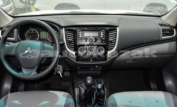 Buy Import Mitsubishi L200 Other Car in Import - Dubai in Akmecet Buy Import Mitsubishi L200 Other Car in Import - Dubai in Akmecet