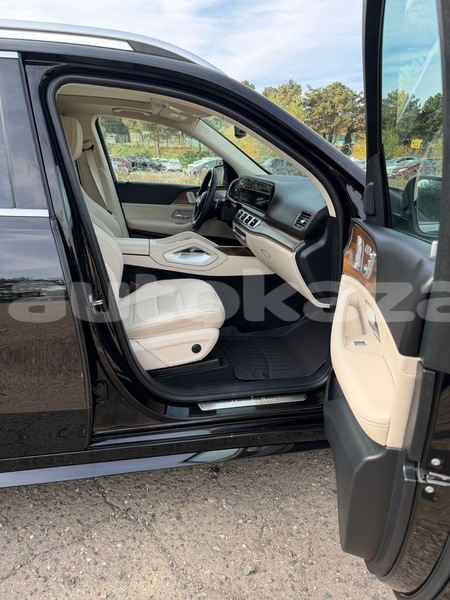 Big with watermark mercedes benz gle taraz georgiyev 5596