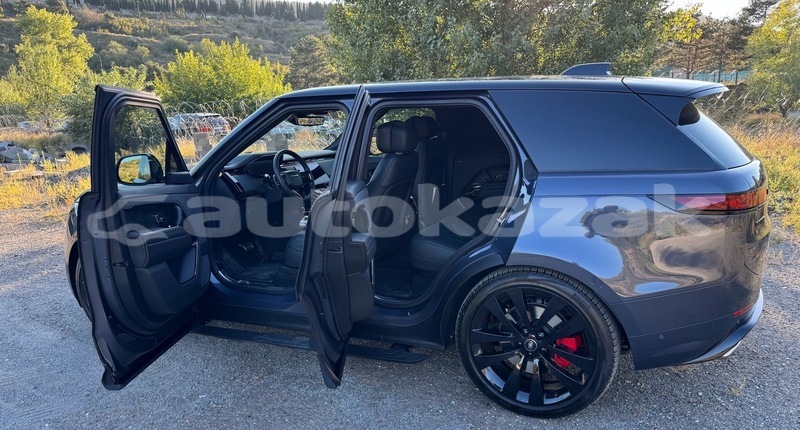 Big with watermark land rover range rover sport taraz georgiyev 5599