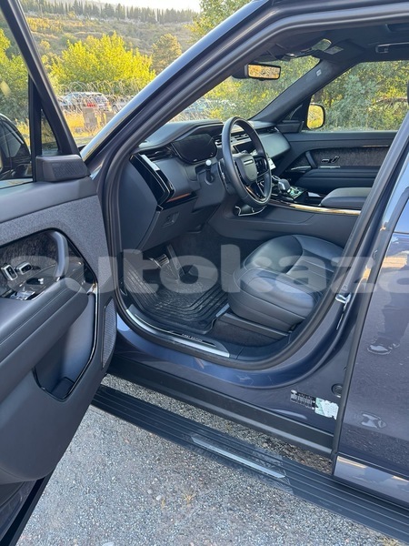 Big with watermark land rover range rover sport taraz georgiyev 5599