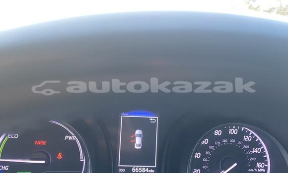 Buy Used Toyota Camry White Car in Alka in Aktobe Buy Used Toyota Camry White Car in Alka in Aktobe