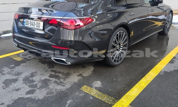 Buy Used Mercedes-Benz E200 Black Car in Georgiyev in Taraz Buy Used Mercedes-Benz E200 Black Car in Georgiyev in Taraz