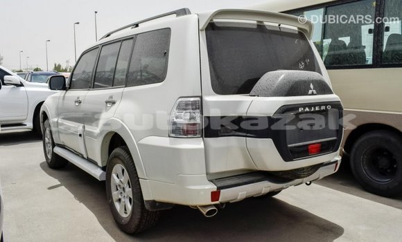 Buy Import Mitsubishi Pajero White Car in Import - Dubai in Akmecet Buy Import Mitsubishi Pajero White Car in Import - Dubai in Akmecet