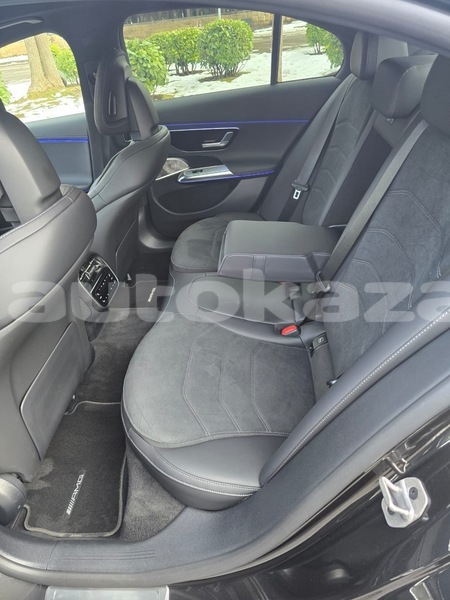 Big with watermark mercedes benz e200 taraz georgiyev 5601