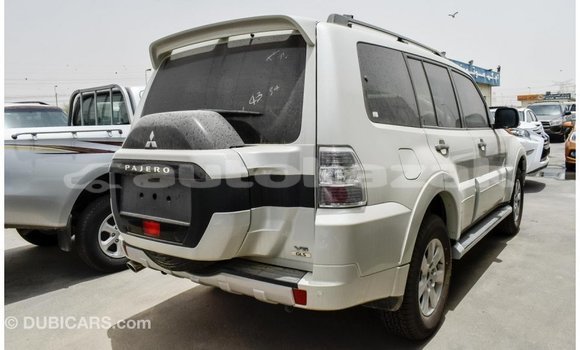 Buy Import Mitsubishi Pajero White Car in Import - Dubai in Akmecet Buy Import Mitsubishi Pajero White Car in Import - Dubai in Akmecet