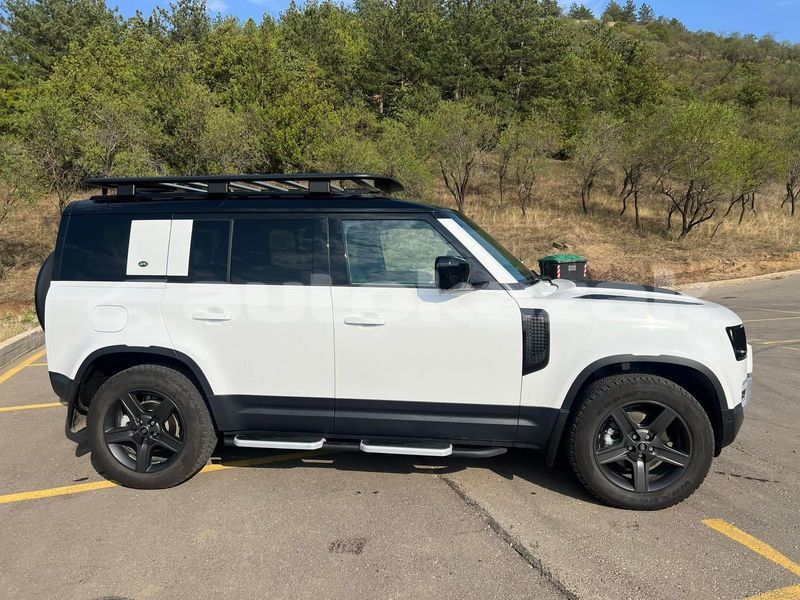 Big with watermark land rover defender taraz georgiyev 5604