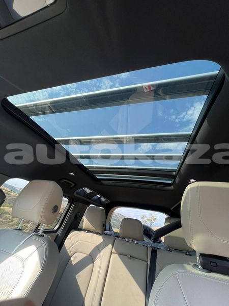 Big with watermark land rover defender taraz georgiyev 5604