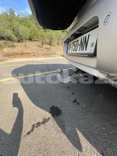 Big with watermark land rover defender taraz georgiyev 5604