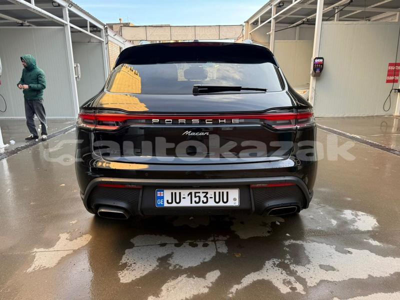 Big with watermark porsche macan taraz georgiyev 5605