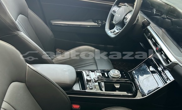 Buy New Kia K5 White Car in Astana in Akmola Buy New Kia K5 White Car in Astana in Akmola