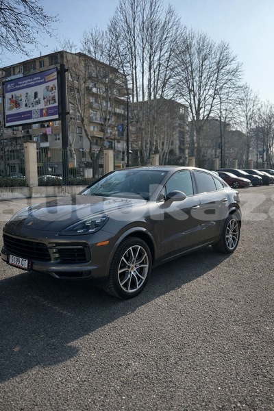 Big with watermark porsche cayenne taraz georgiyev 5609