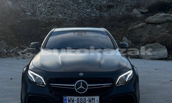 Buy Used Mercedes-Benz E-klasse AMG Black Car in Georgiyev in Taraz