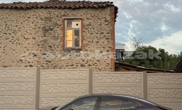 Buy Used Porsche Panamera Red Car in Georgiyev in Taraz Buy Used Porsche Panamera Red Car in Georgiyev in Taraz