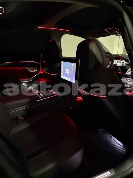 Big with watermark audi s8 taraz georgiyev 5619