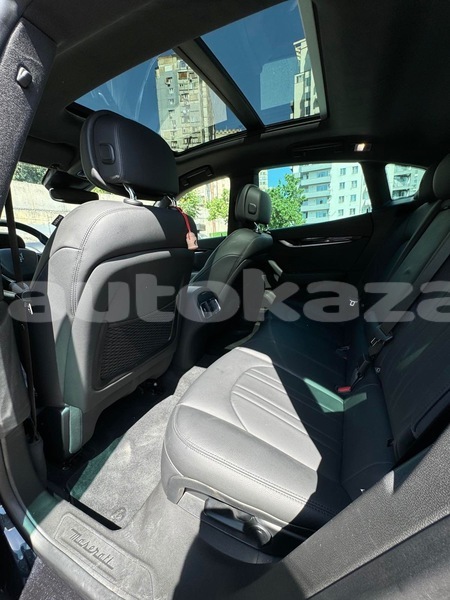 Big with watermark maserati levante taraz georgiyev 5628