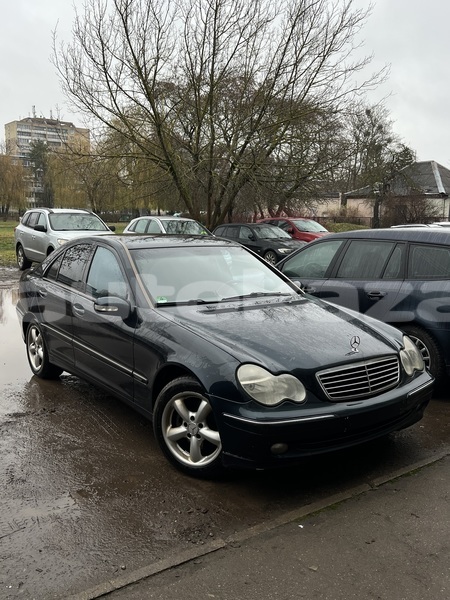 Big with watermark mercedes benz c class akmecet kazali 5635