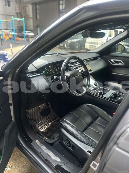 Big with watermark land rover range rover velar taraz georgiyev 5641