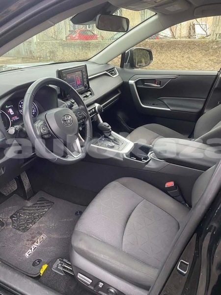 Big with watermark toyota rav4 atirau karaton 5642