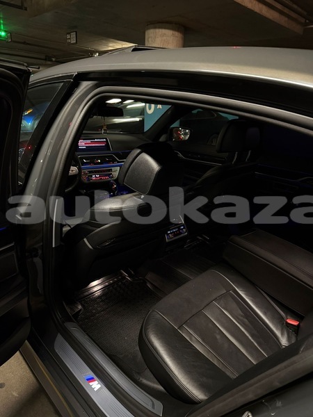 Big with watermark bmw 7 series taraz georgiyev 5654