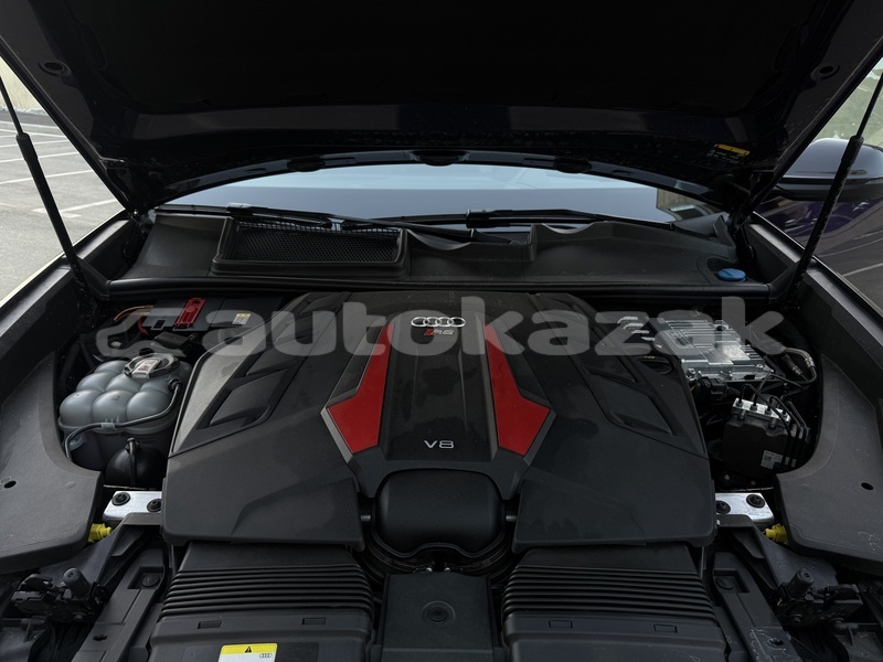 Big with watermark audi q8 taraz georgiyev 5665