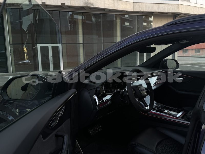 Big with watermark audi q8 taraz georgiyev 5665