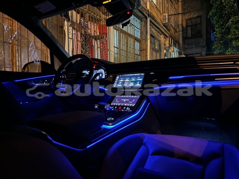 Big with watermark audi q7 taraz georgiyev 5671