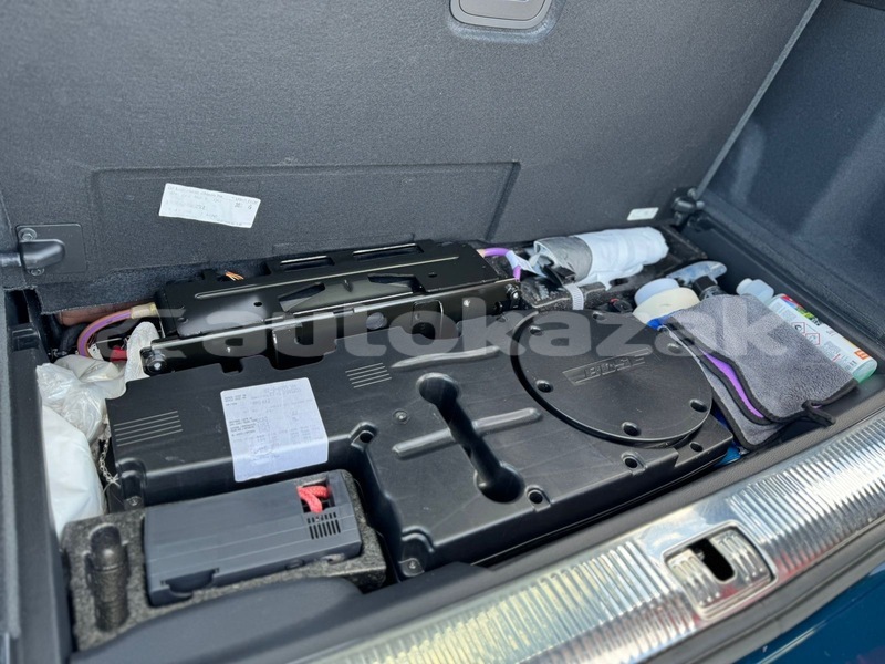 Big with watermark audi q7 taraz georgiyev 5671