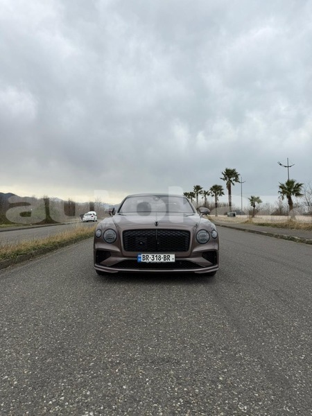 Big with watermark bentley continental flying spur taraz georgiyev 5672